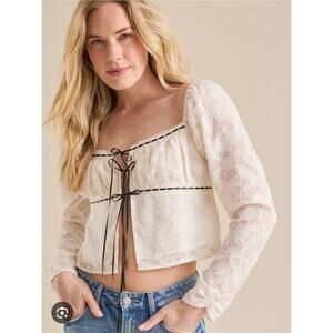 Altar'd State Womens Front Tie Puff Coquette Lacey Milkmaid Peasant Top Sz Small